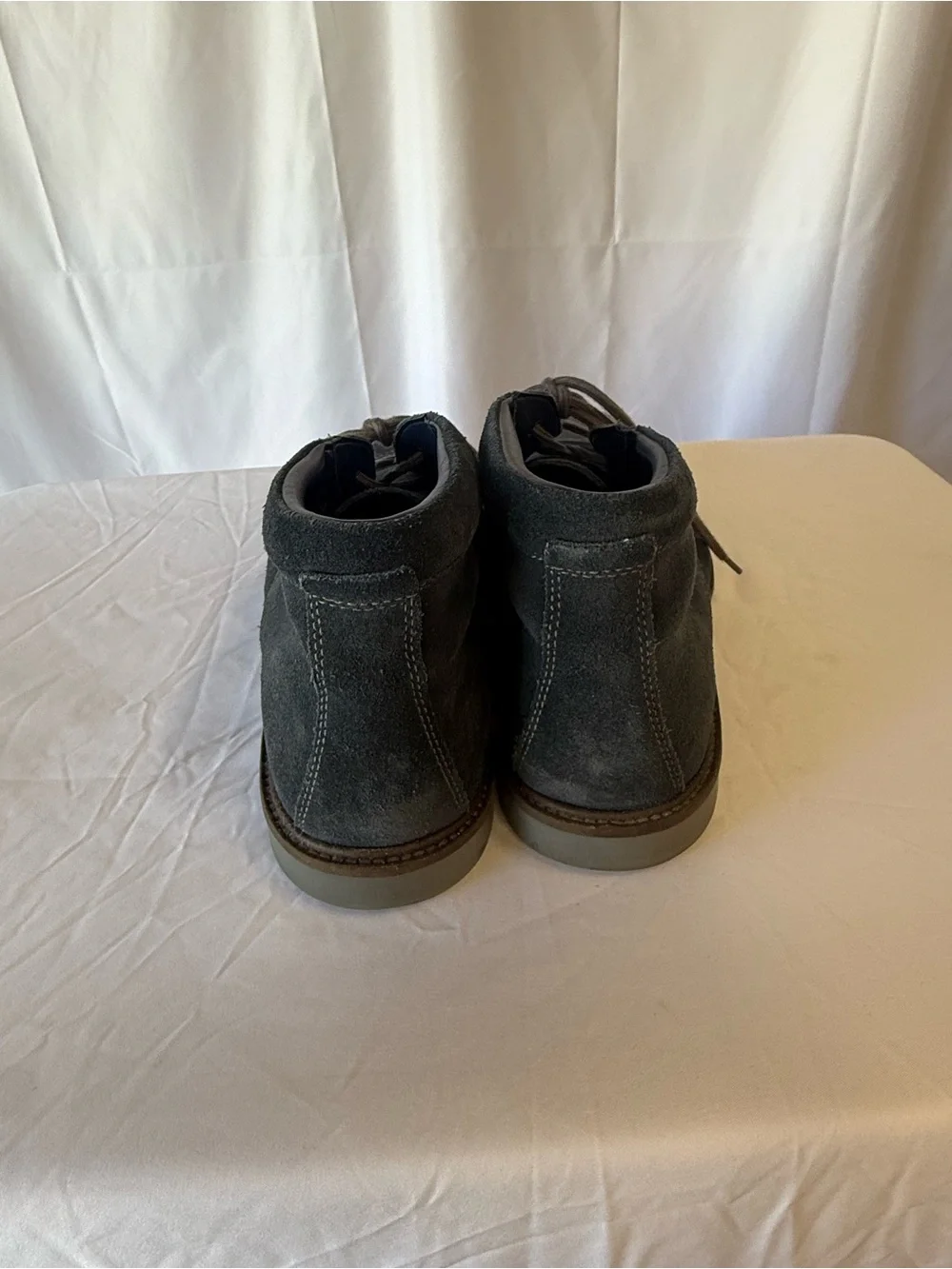Clark’s Men’s 11 blue suede chukka boots lace up Clark’s collection